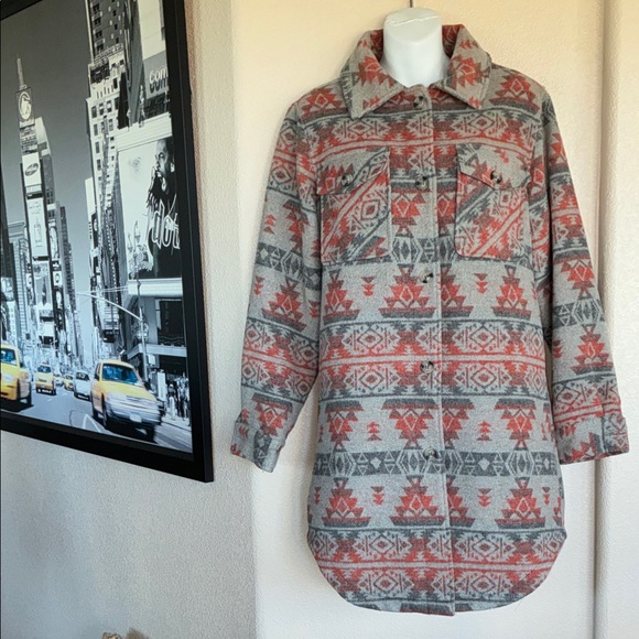 COFFEE SHOP NEW YORK Women's Gray Coat with Orange Aztec Pattern. L - Picture 3 of 14